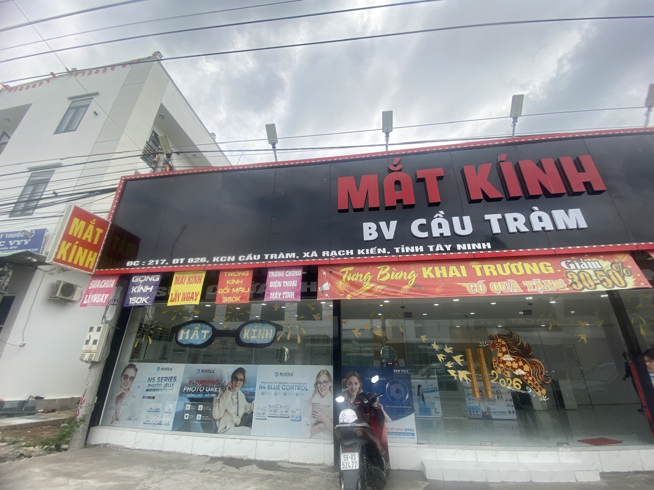 mắt kính giá rẻ tây ninh 